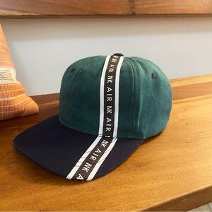 Nike • Vintage Nike Air Wool Cap